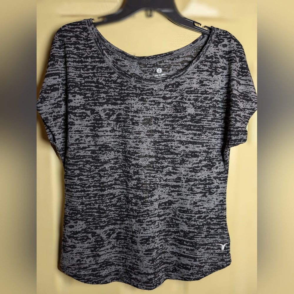 Old Navy Active • M • Black/Heather Grey Loose Fit Ample Top